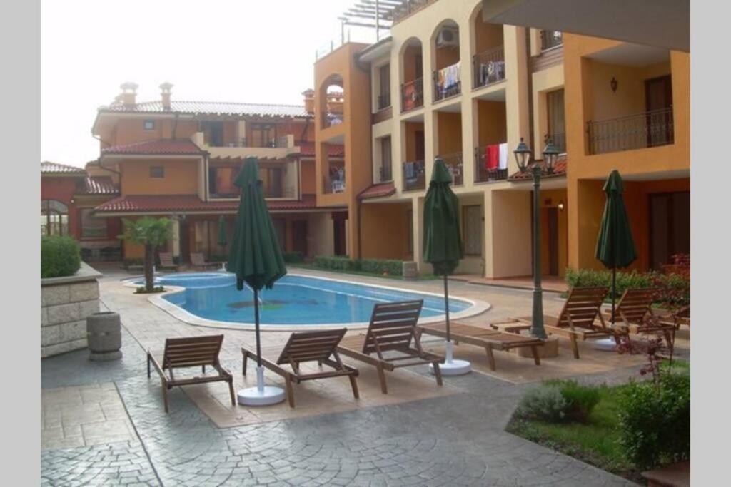 Стyдия В Комплексе Marinavill Sveti-Vlas Sveti Vlas Exterior photo